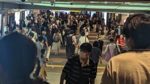 Tokyo station a madhouse during typhoon crossing Japan